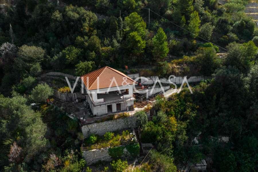 Villa ehitamine 300 ruutmeetrit Ventimilias.