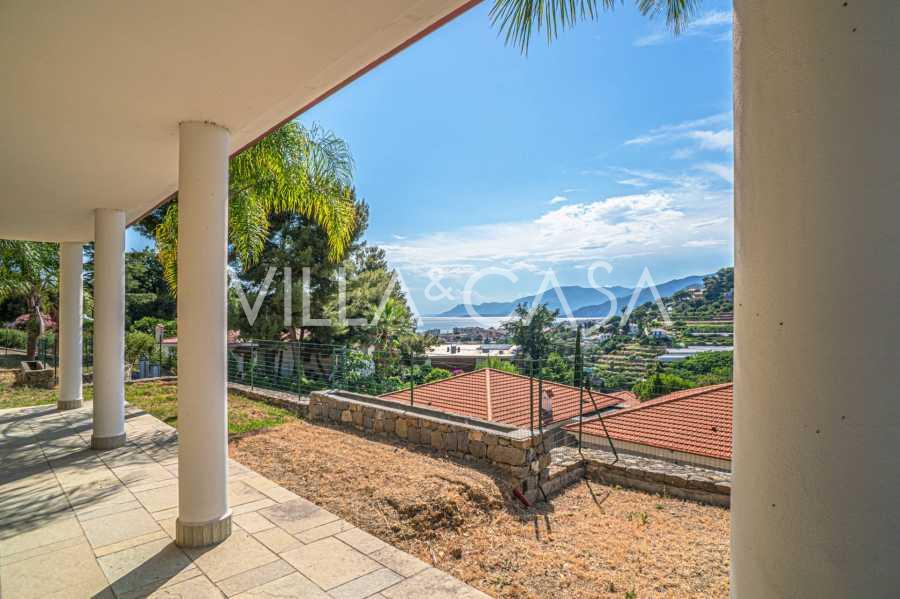 Kaasaegne villa Bordigheras