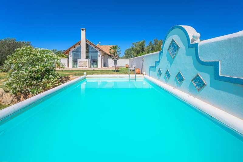 Moodne basseiniga villa Lazio ja Toscana piiril.