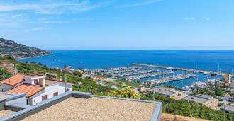 Kaasaegne villa Santo Stefano al Mares
