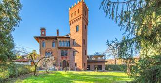 Luksuslik loss müügiks Bogomaneros