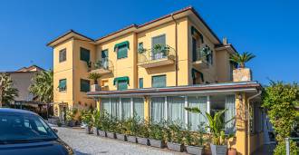 Marina di Massa butiikhotell